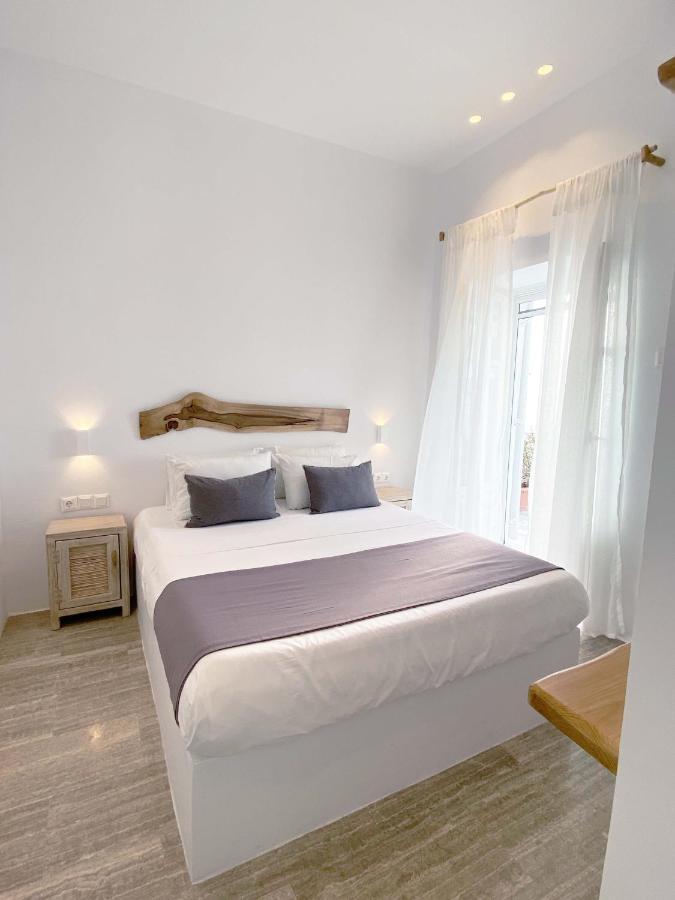 Lyra Seafront Apartment , Paroikia Town Center Zewnętrze zdjęcie