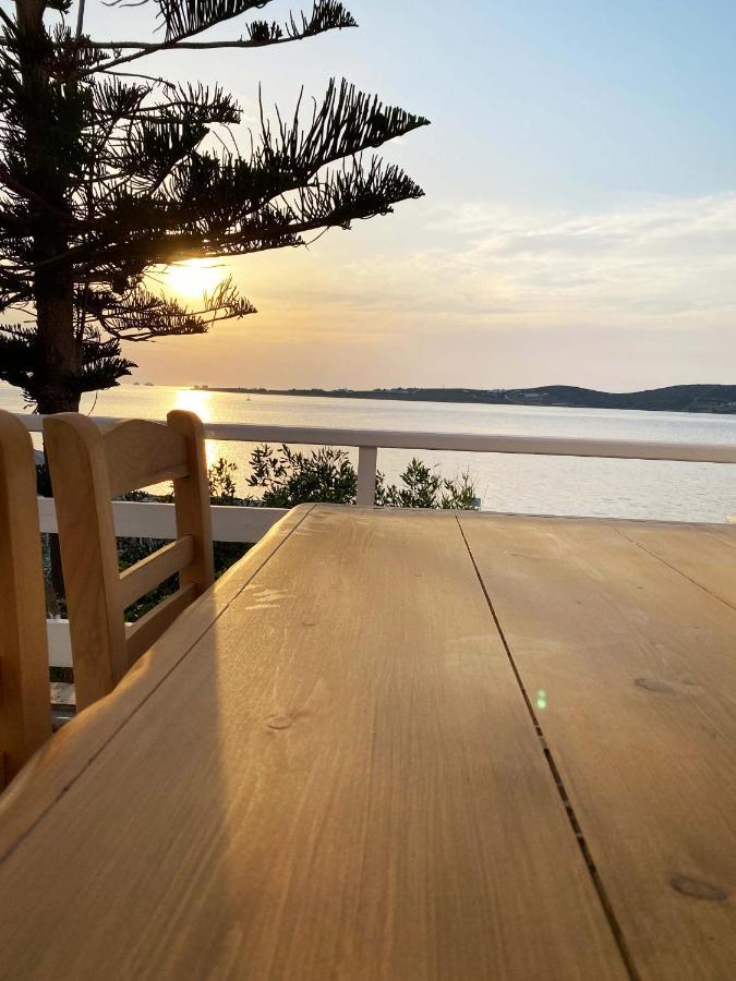 Lyra Seafront Apartment , Paroikia Town Center Zewnętrze zdjęcie