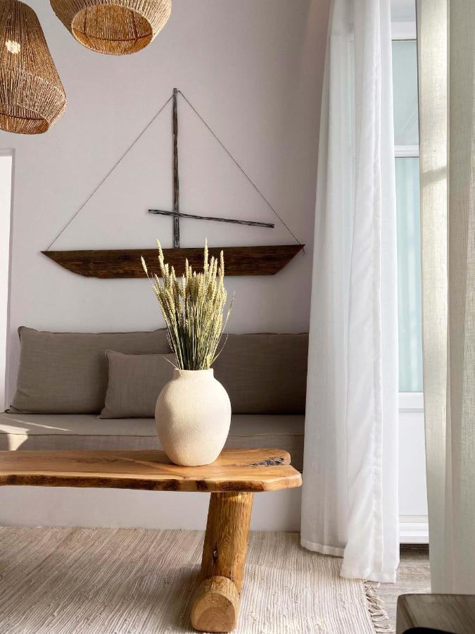 Lyra Seafront Apartment , Paroikia Town Center Zewnętrze zdjęcie