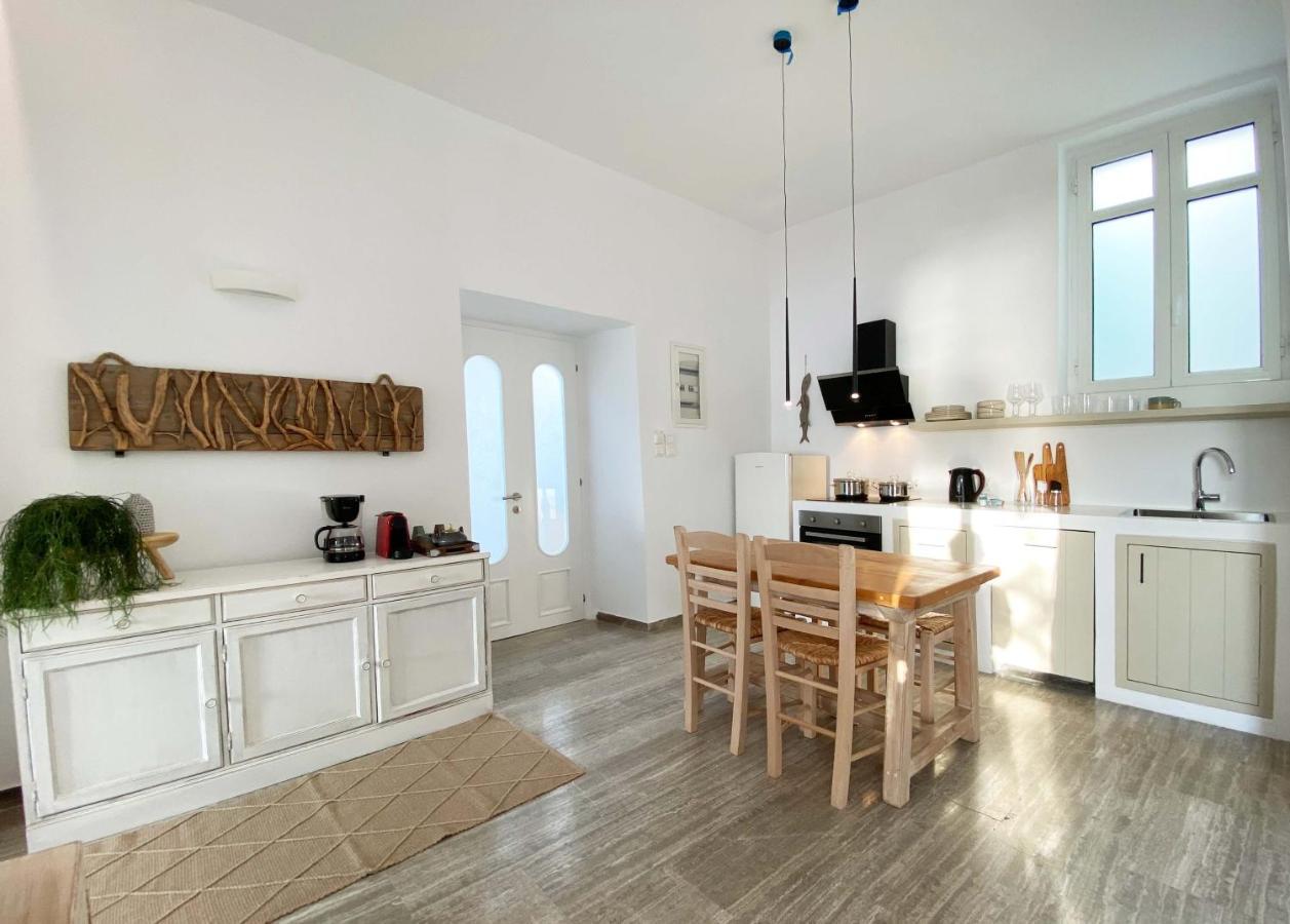 Lyra Seafront Apartment , Paroikia Town Center Zewnętrze zdjęcie